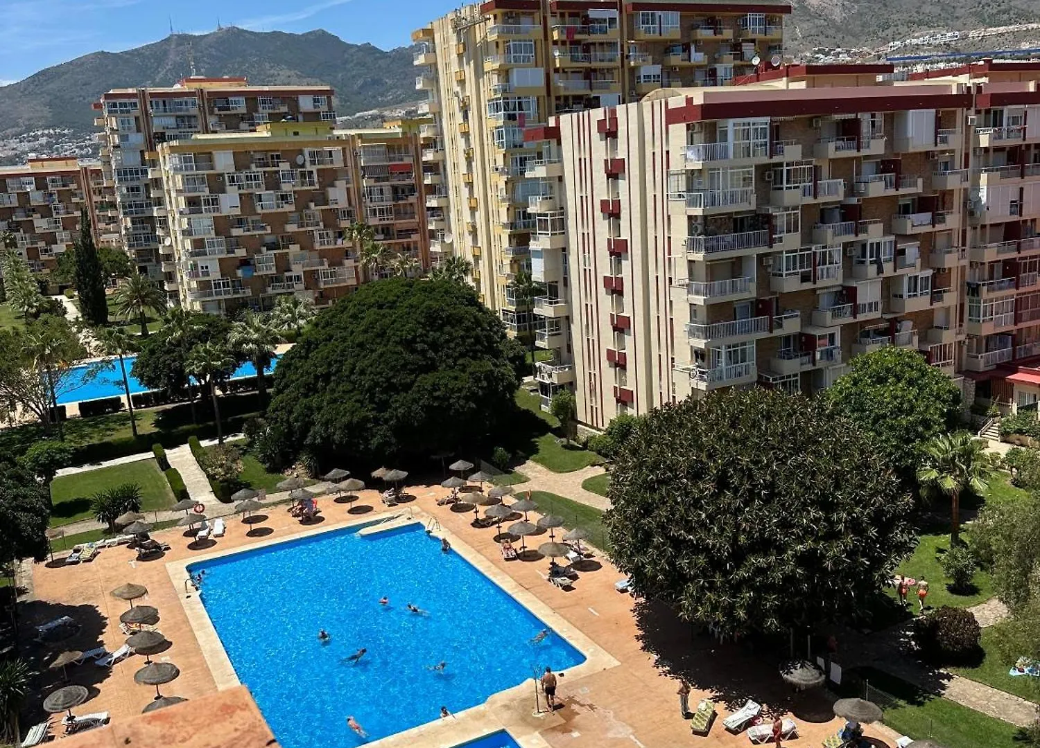 Acogedor Estudio Con Piscina Y Vistas Al Mar 베날마데나코스타 0*,  스페인