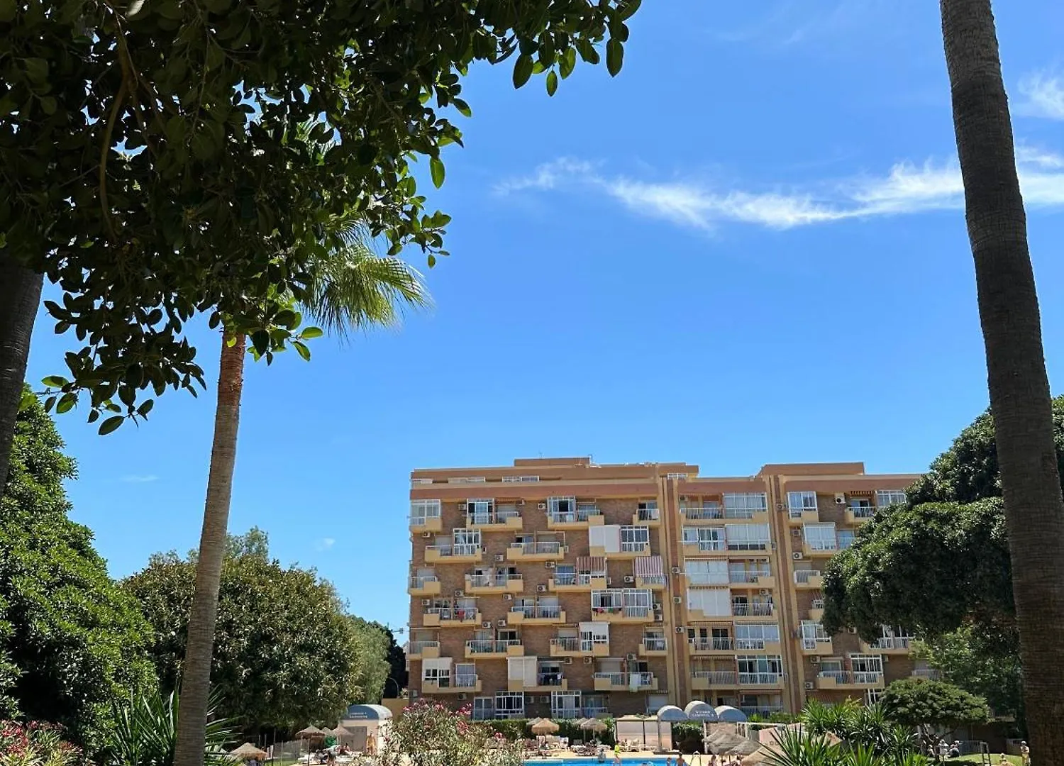 Apartamento Acogedor Estudio Con Piscina Y Vistas Al Mar Benalmádena España